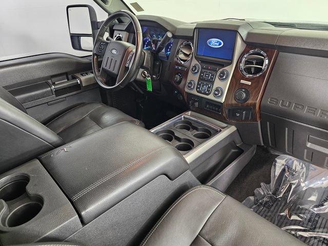 Used 2015 Ford F250 Lariat w/ Lariat Ultimate Package AWD/4WD image 11