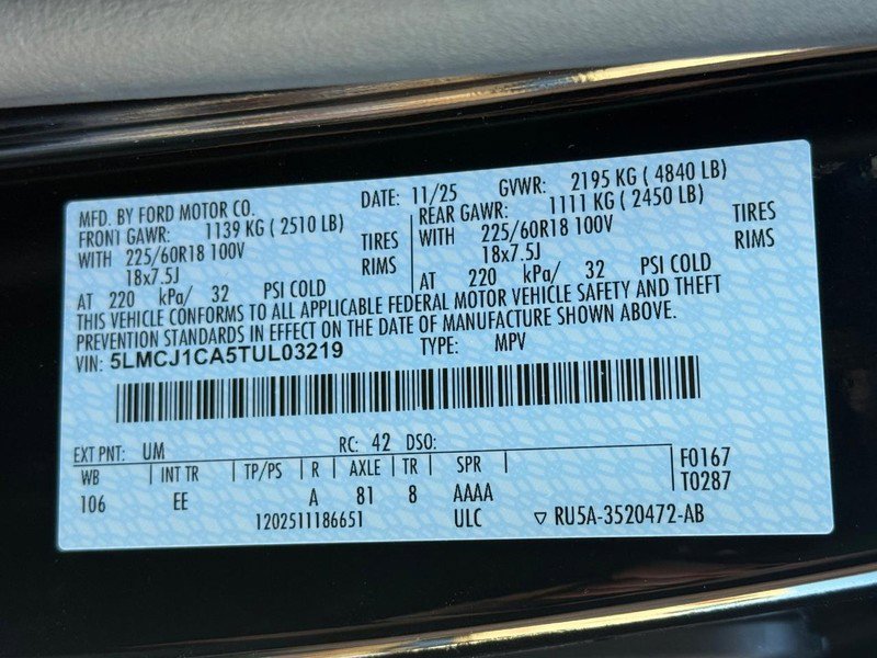 New 2026 Lincoln Corsair Premiere image 20