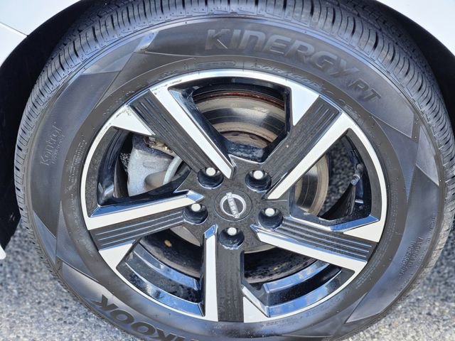 Certified 2024 Nissan Sentra SV image 10