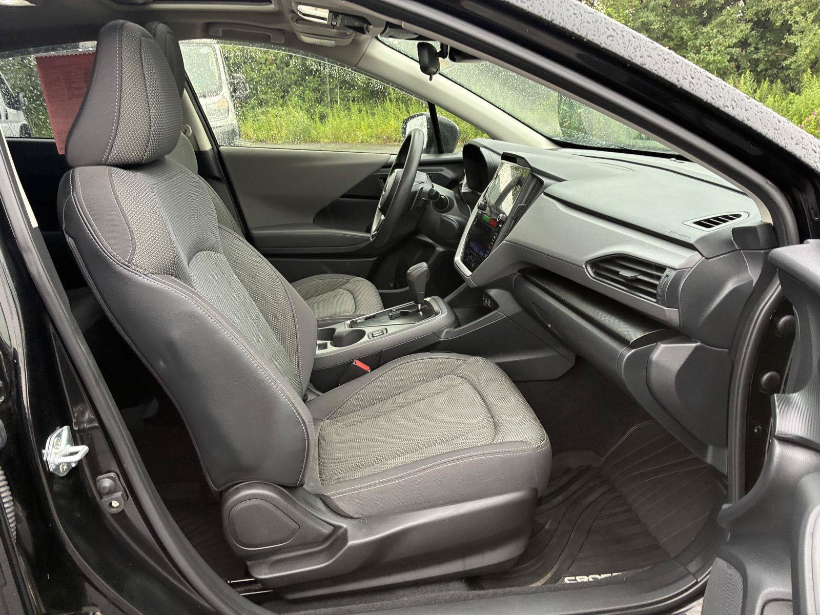 Used 2024 Subaru Crosstrek 2.0i Premium AWD/4WD image 14