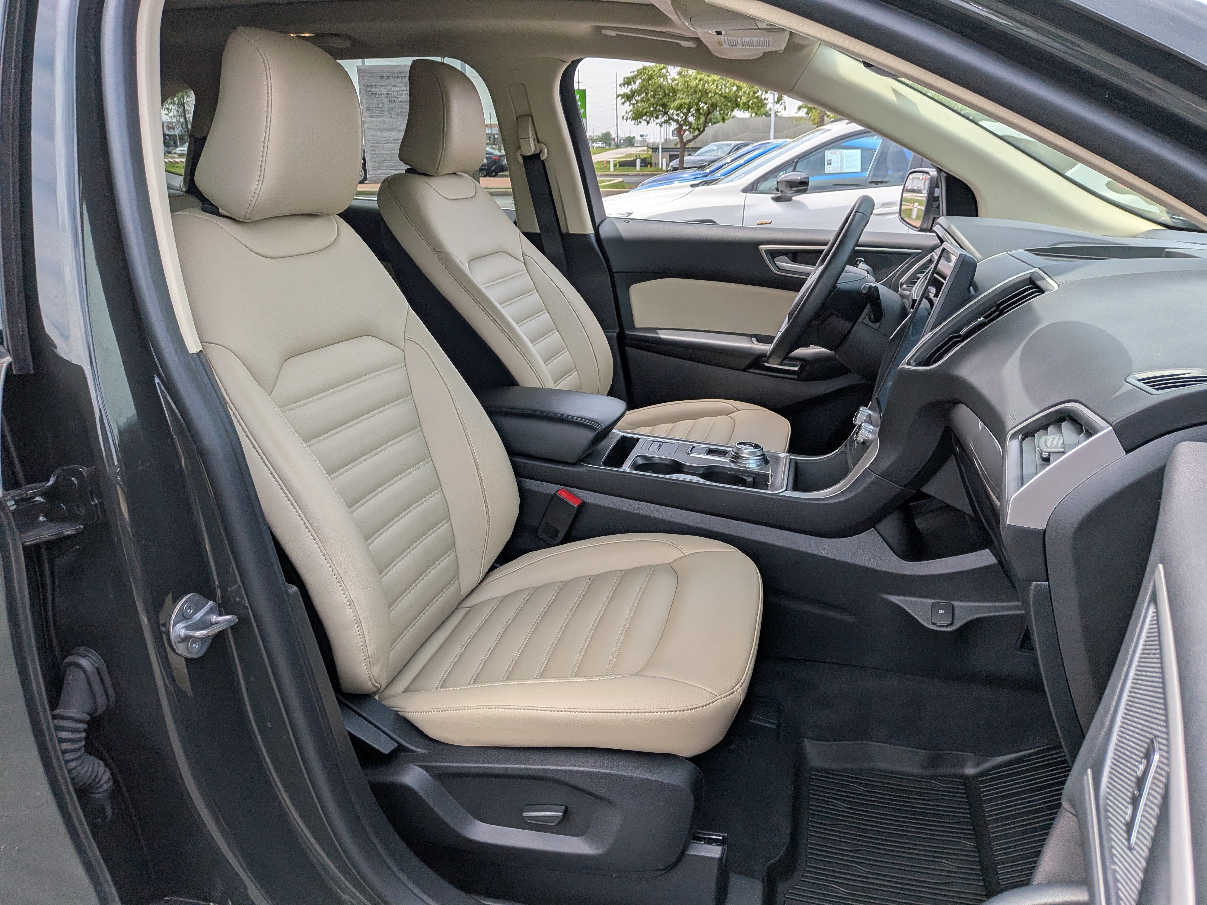Used 2024 Ford Edge SEL w/ Convenience Package AWD/4WD image 25