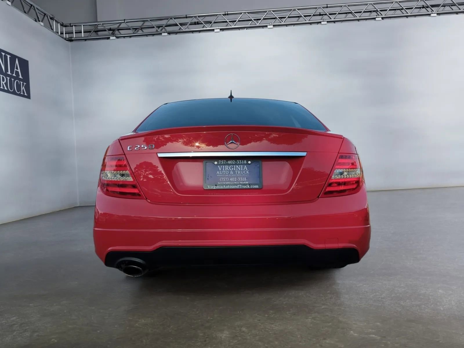 Used 2014 Mercedes-Benz C 250 Sedan image 8