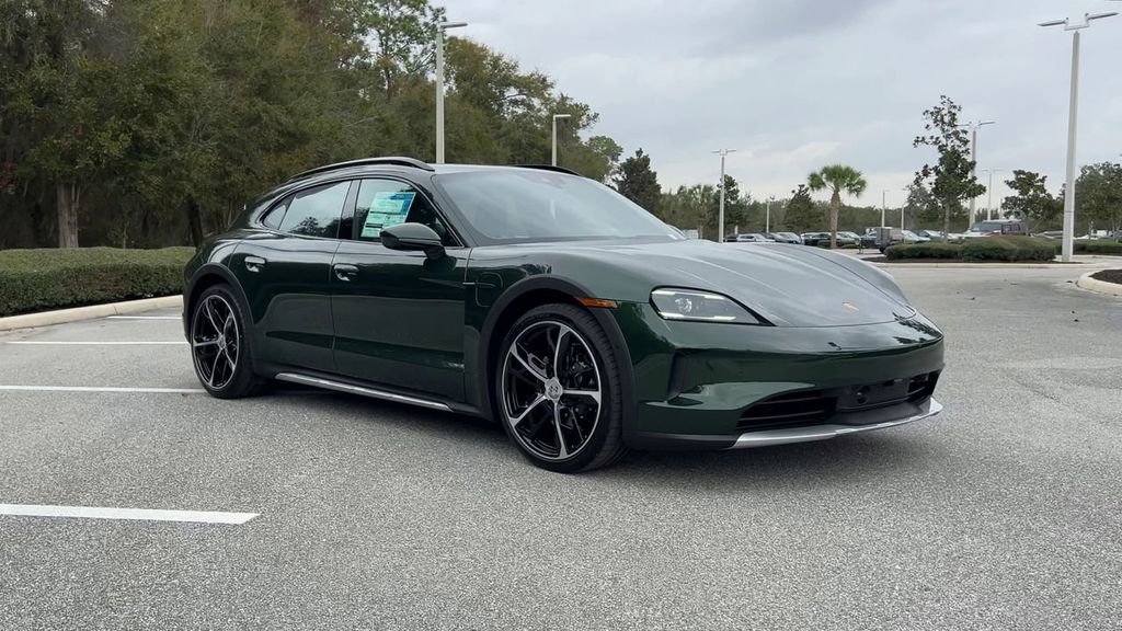 New 2025 Porsche Taycan 4S image 2