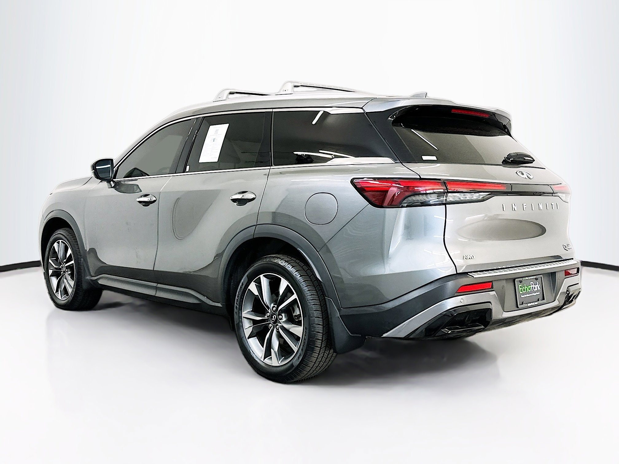 Used 2023 INFINITI QX60 Luxe w/ Cargo Package AWD/4WD image 5