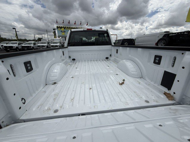 New 2026 Ford F350 XL w/ FX4 Off-Road Package AWD/4WD image 8