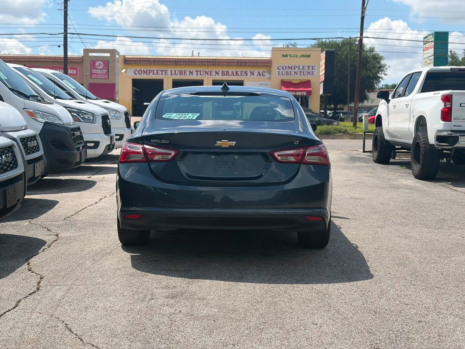 Used 2021 Chevrolet Malibu LT FWD image 6
