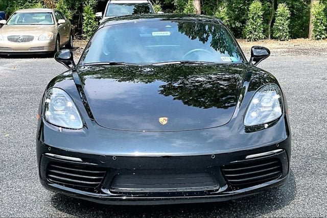 Used 2021 Porsche 718 Cayman RWD image 5