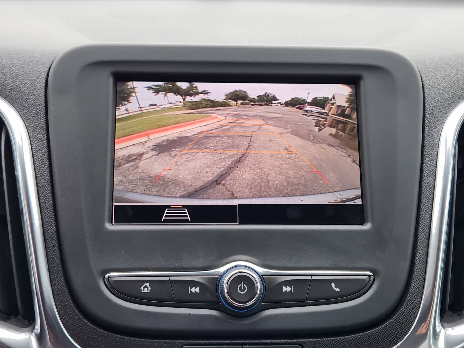 Used 2024 Chevrolet Equinox LS w/ LS Convenience Package FWD image 17