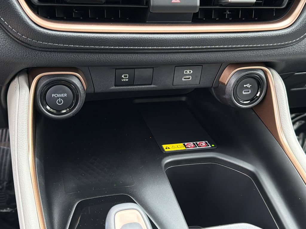 Used 2025 Toyota Grand Highlander AWD Hybrid image 33