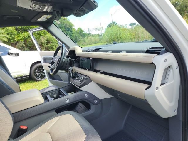 Used 2022 Land Rover Defender 110 X-Dynamic HSE image 24