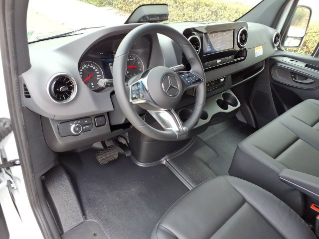 New 2026 Mercedes-Benz Sprinter 2500 image 4