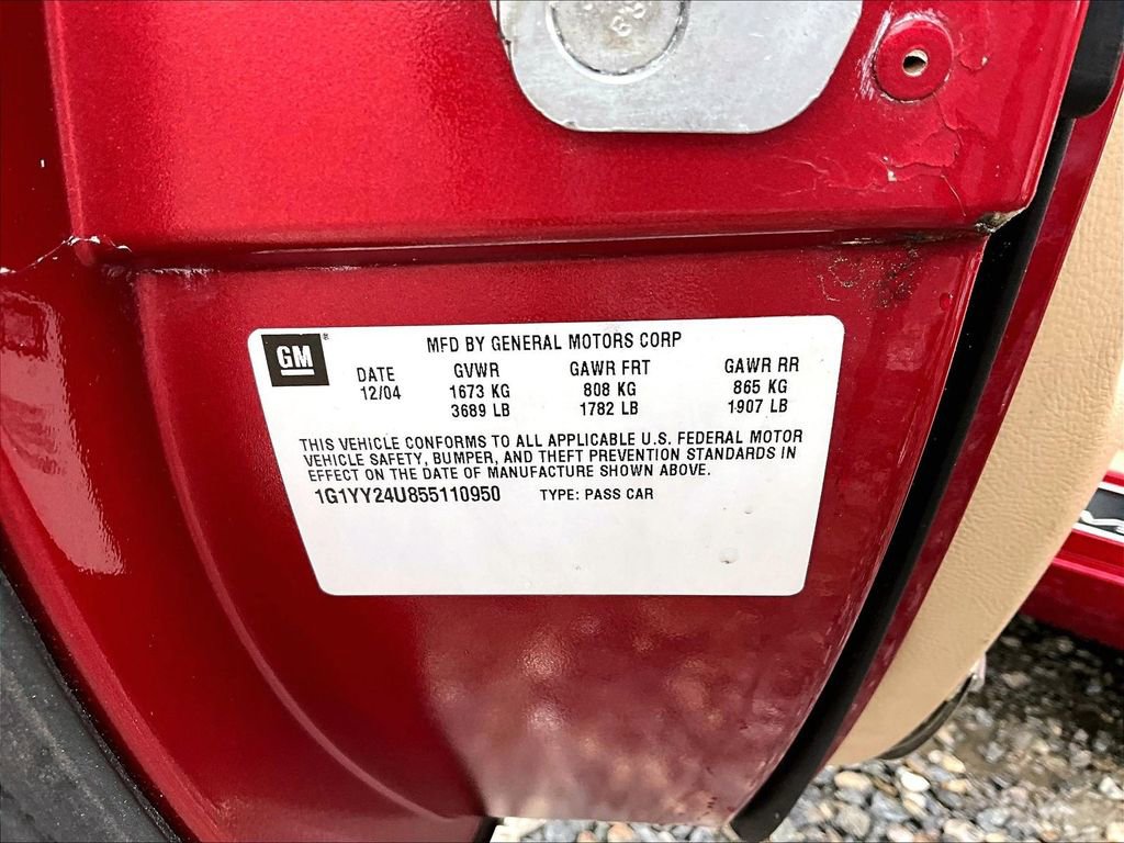 Used 2005 Chevrolet Corvette Coupe w/ Preferred Equipment Group image 24