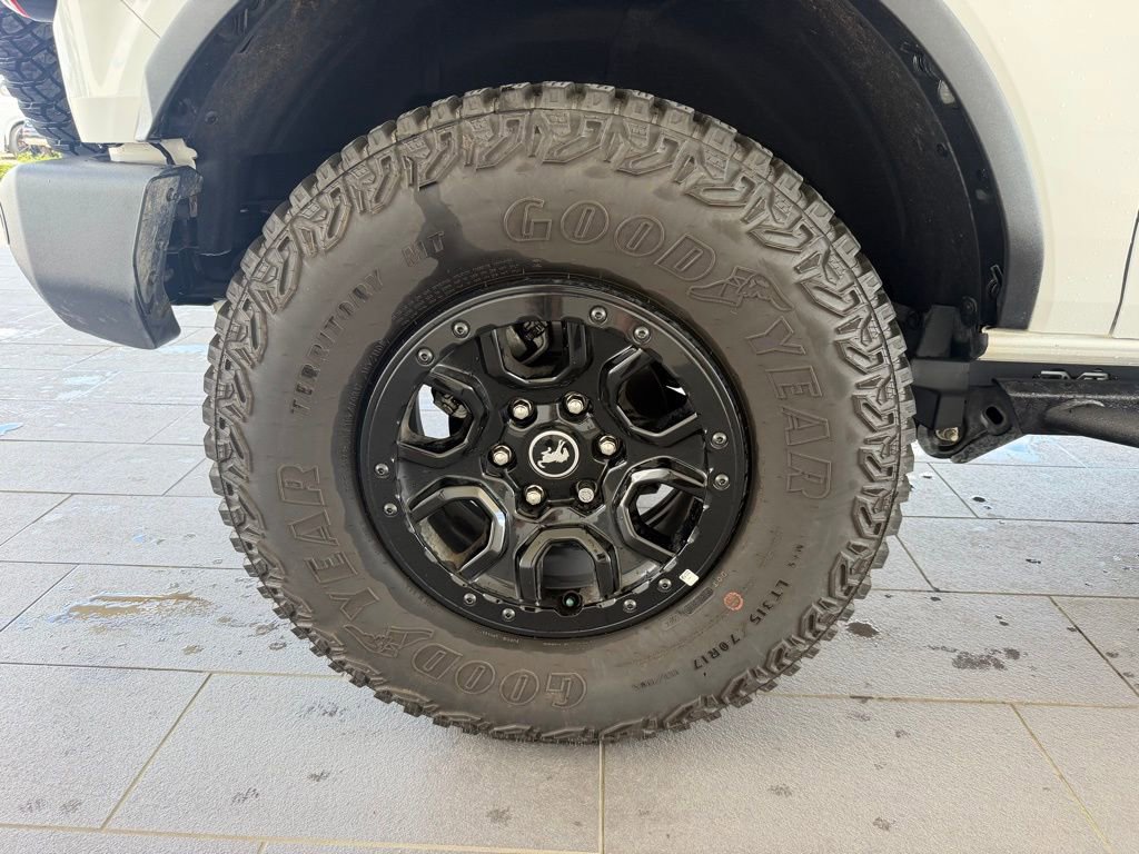 Used 2024 Ford Bronco Wildtrak image 14