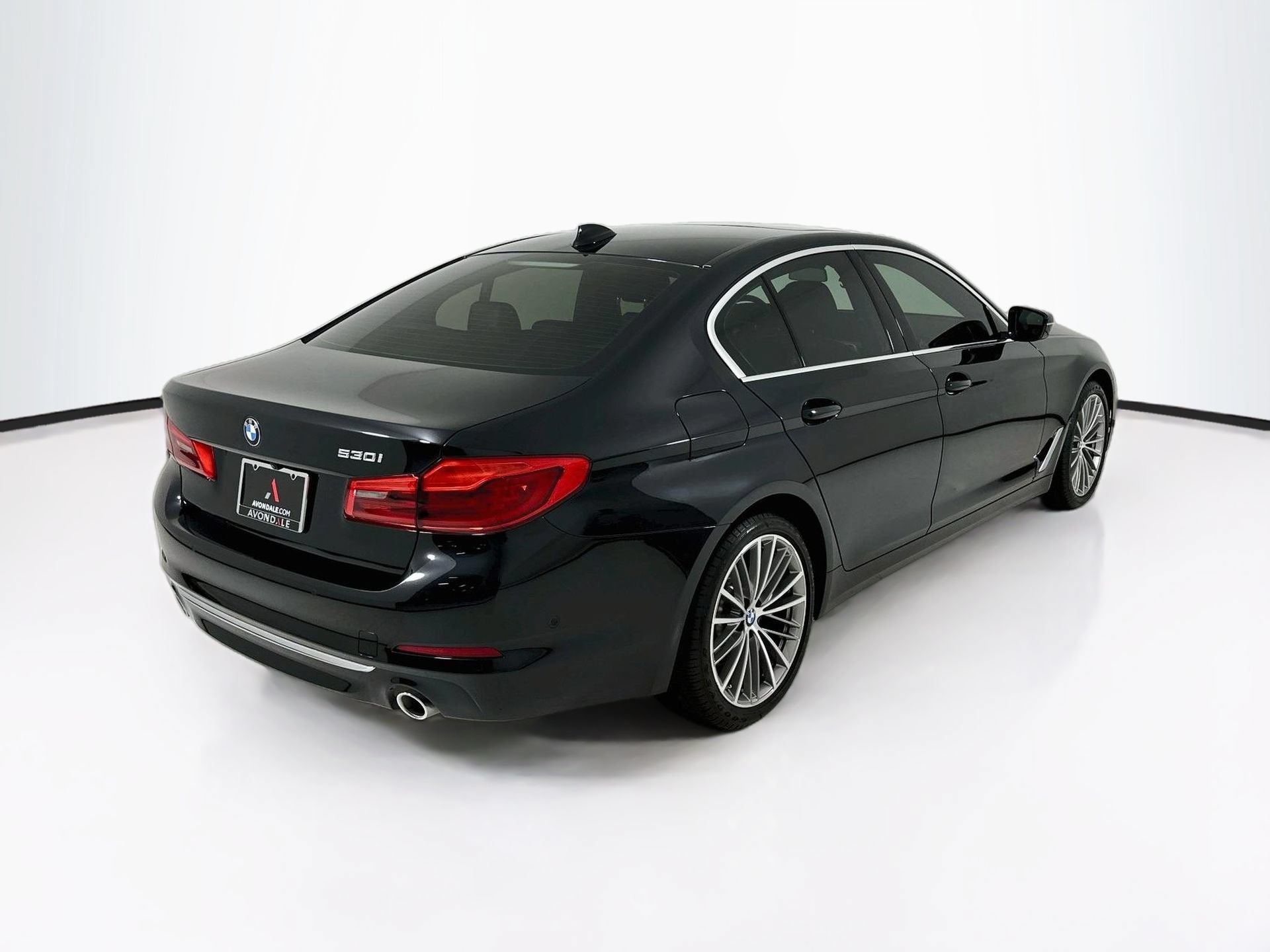 Used 2020 BMW 530i w/ Premium Package RWD image 8