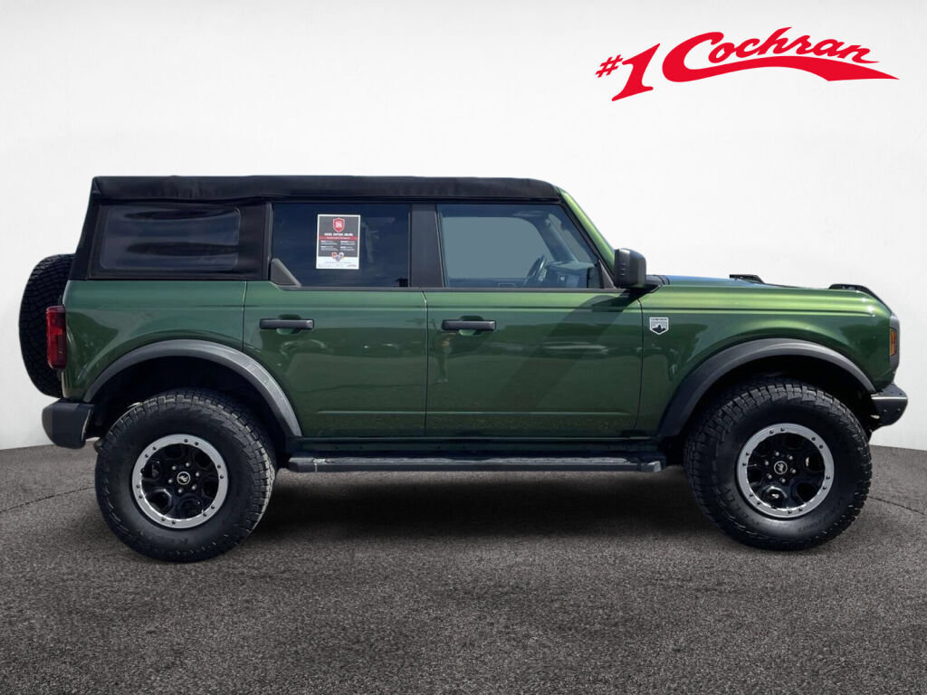 Used 2023 Ford Bronco Big Bend w/ Sasquatch Package AWD/4WD image 6