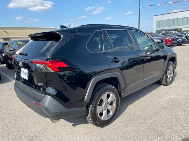 Used 2022 Toyota RAV4 XLE image 5