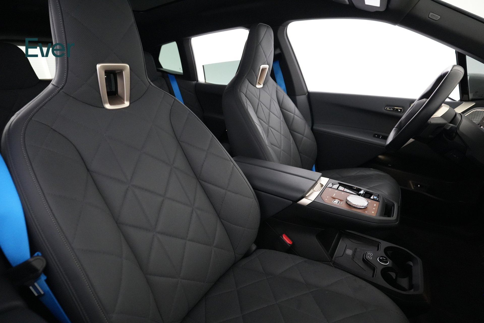 Used 2023 BMW iX M60 AWD/4WD image 5
