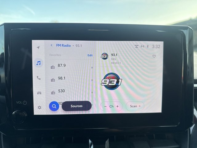 Used 2023 Toyota Corolla LE image 14