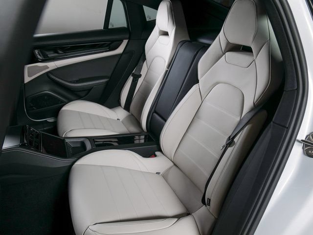 New 2026 Porsche Panamera 4 AWD/4WD image 13
