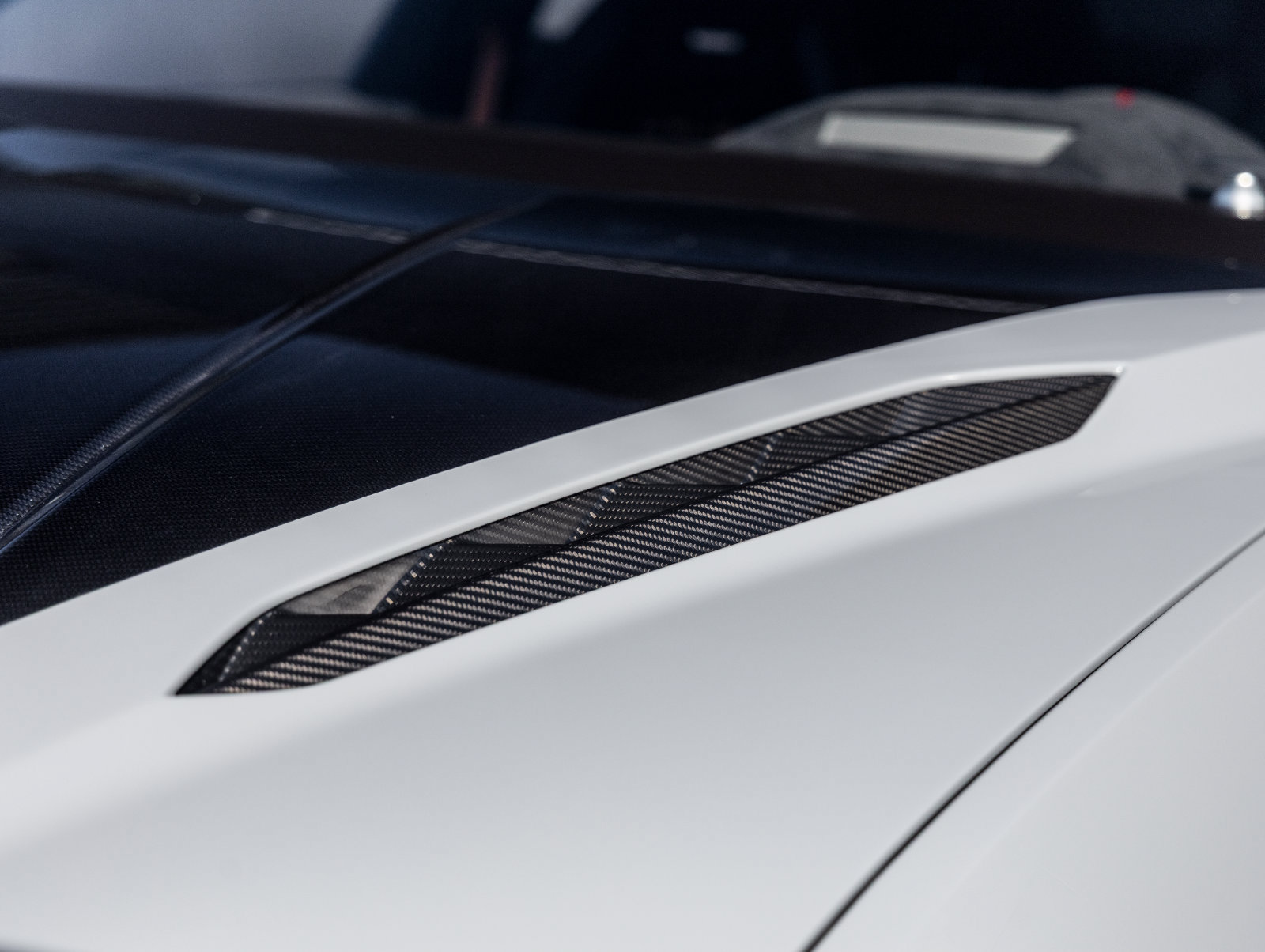 Used 2024 Lamborghini Urus Performante AWD/4WD image 25