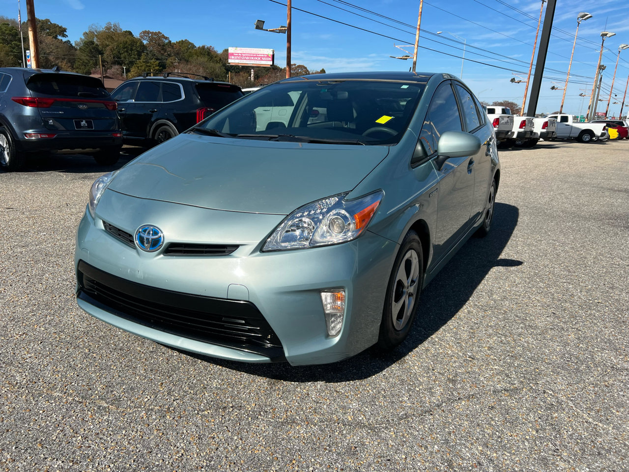 Used 2015 Toyota Prius Five image 7