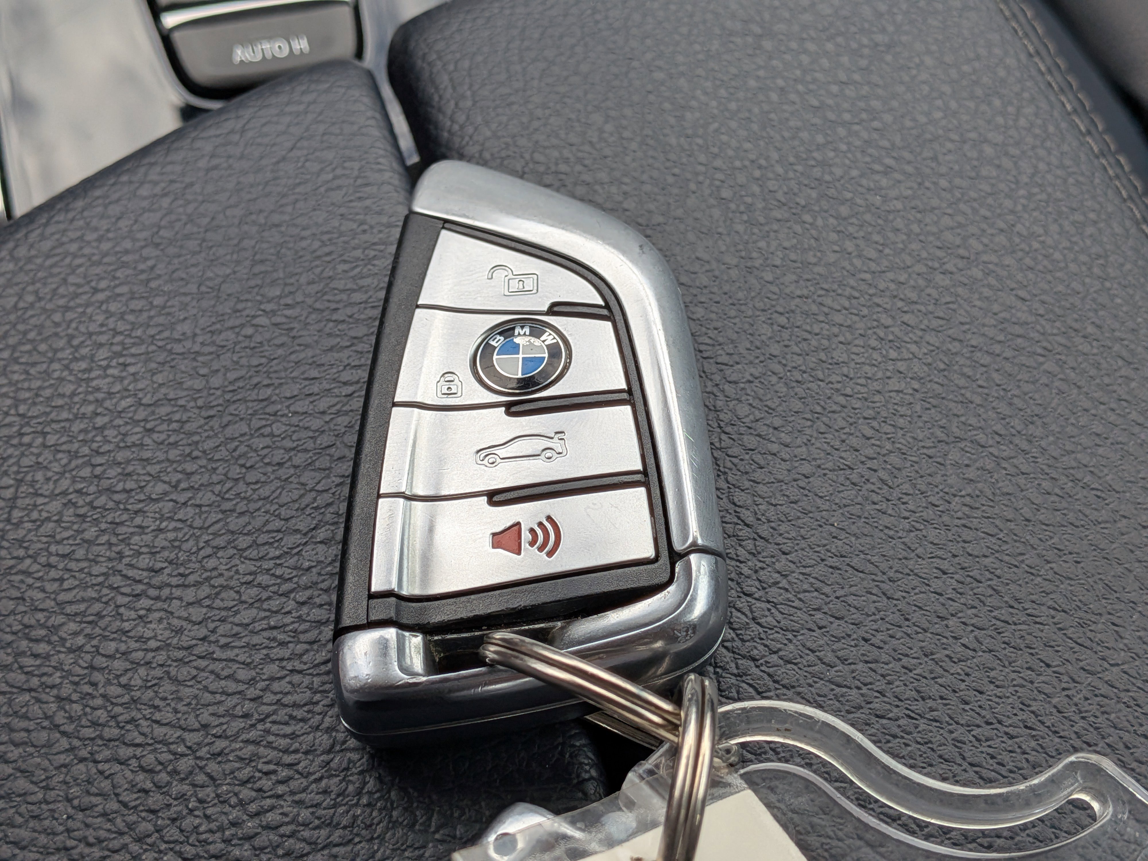 Used 2017 BMW 540i xDrive AWD/4WD image 36