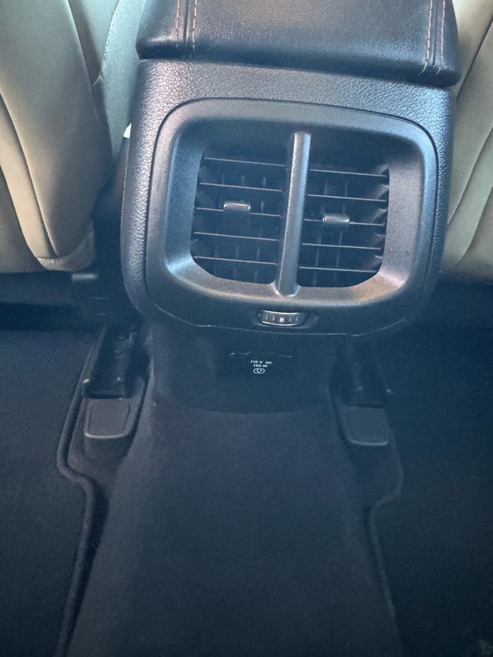 Used 2016 Jeep Cherokee Limited image 18