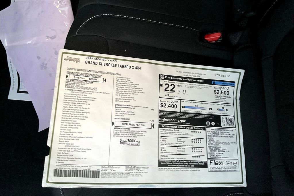 New 2025 Jeep Grand Cherokee Laredo X image 14