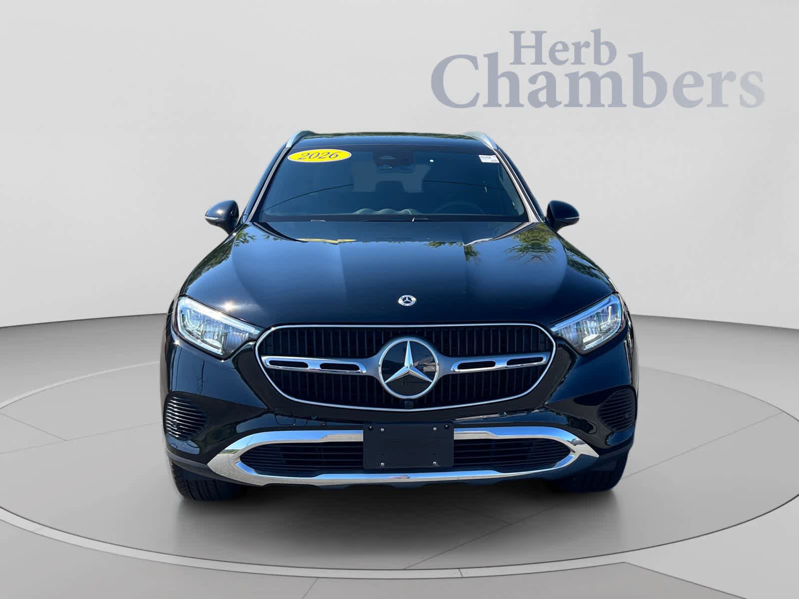 Used 2026 Mercedes-Benz GLC 300 4MATIC image 2