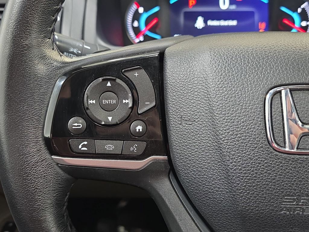 Used 2021 Honda Pilot Touring image 16