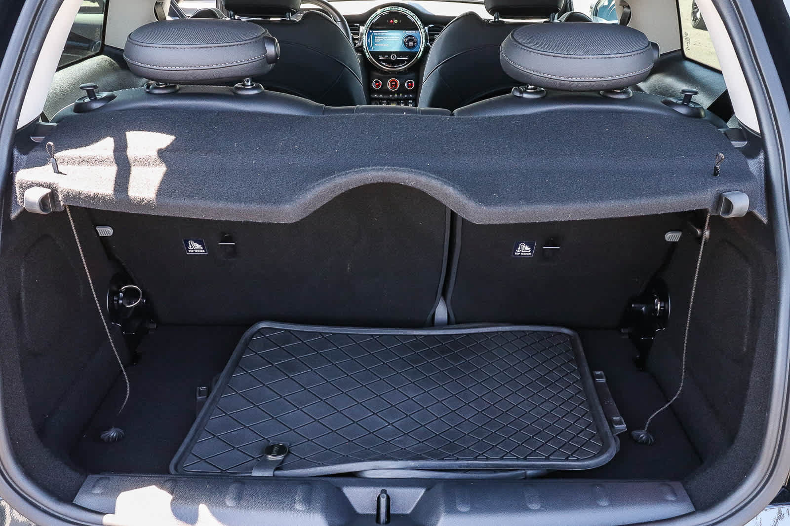 Used 2024 MINI Cooper SE FWD image 17