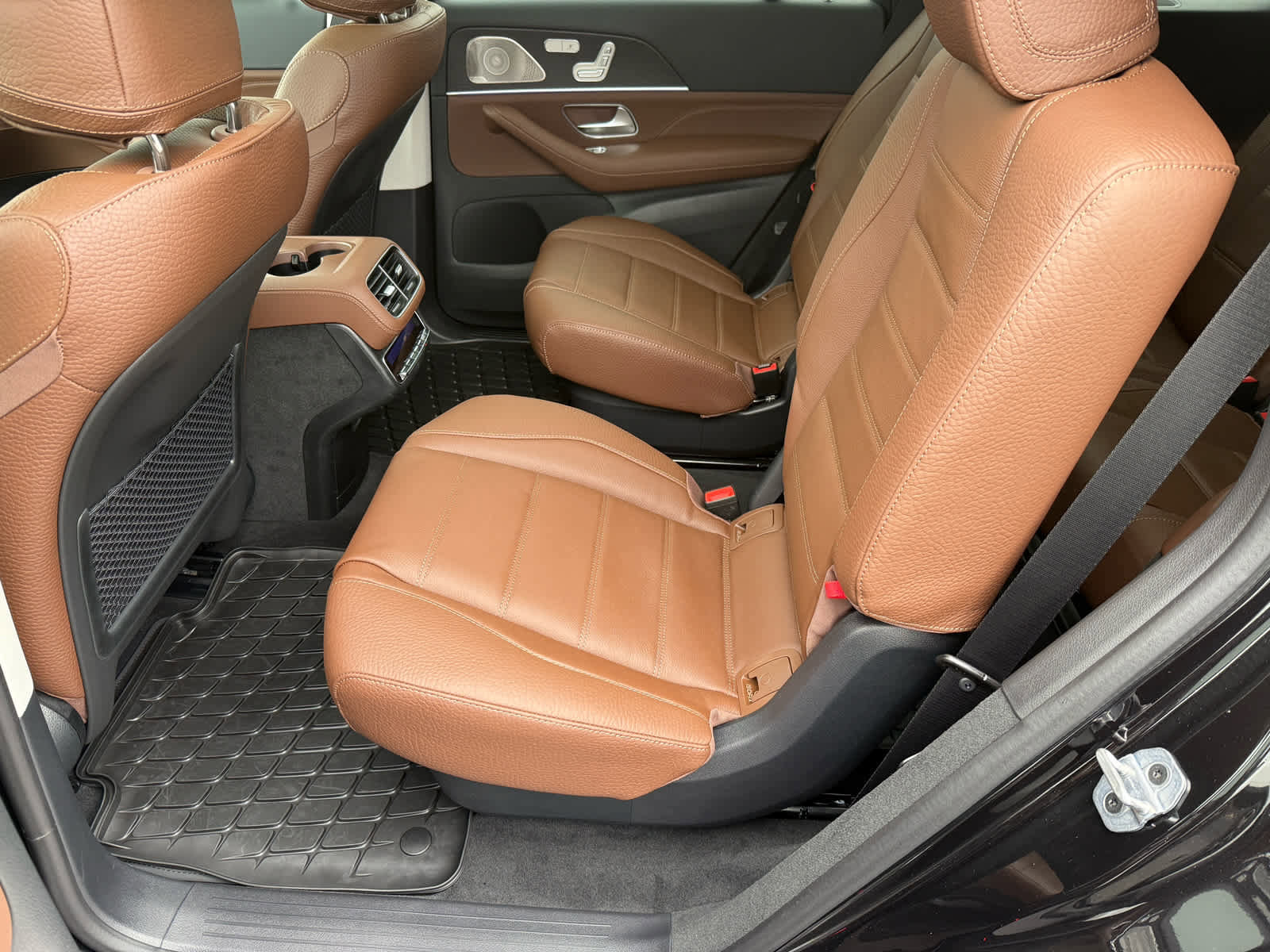 New 2026 Mercedes-Benz GLS 450 4MATIC image 11