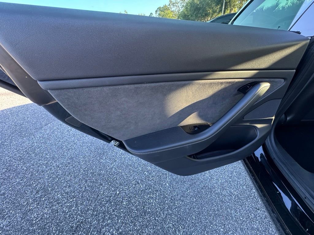 Used 2019 Tesla Model 3 Mid Range image 15