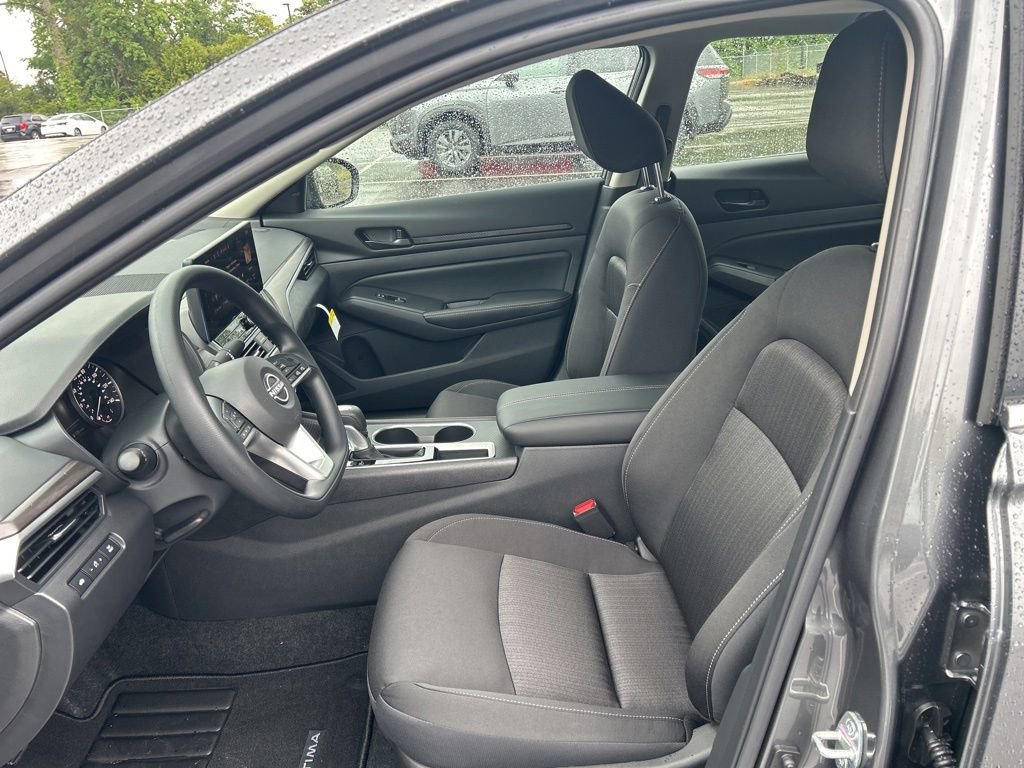 New 2026 Nissan Altima 2.5 SV FWD image 10