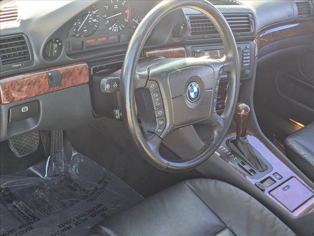 Used 2001 BMW 740iL image 10