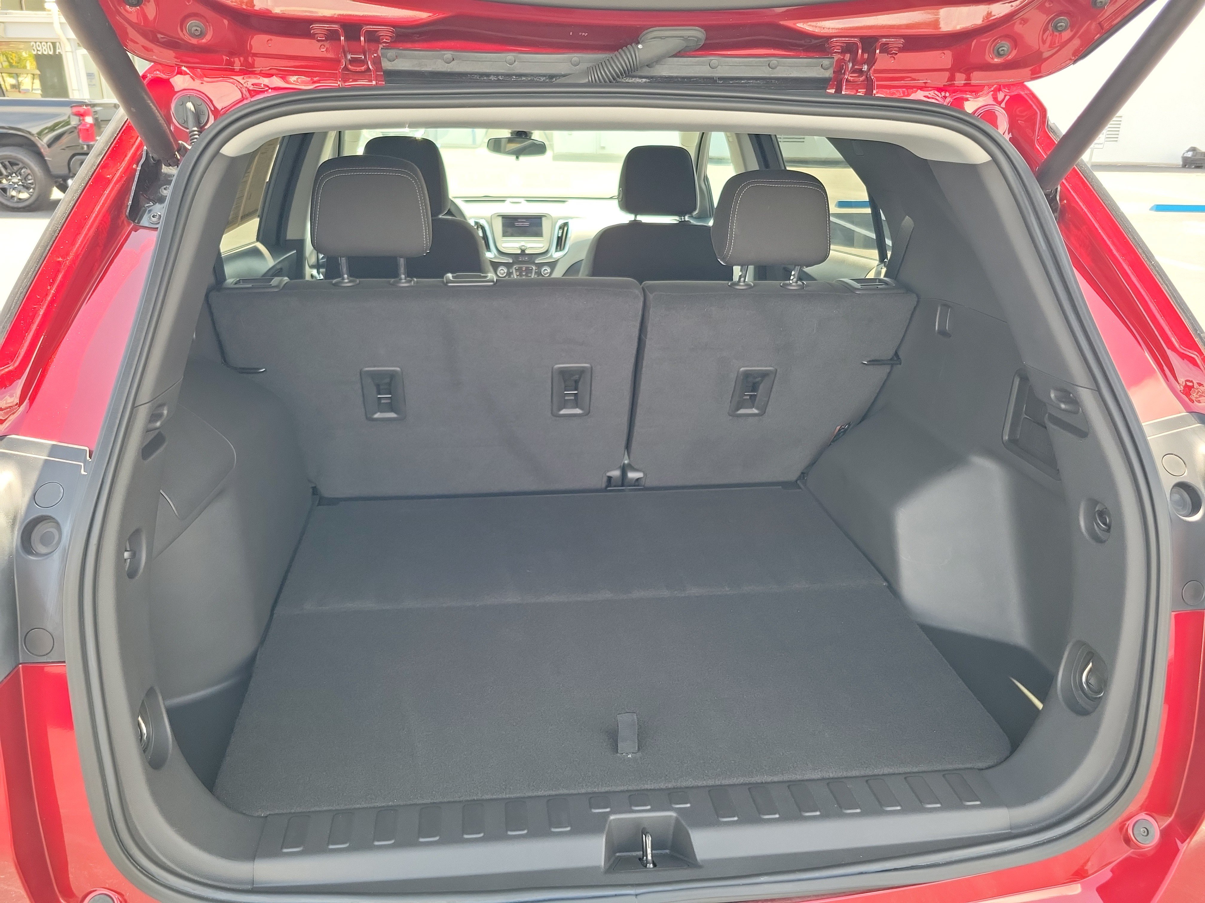 Used 2023 Chevrolet Equinox LT FWD image 7