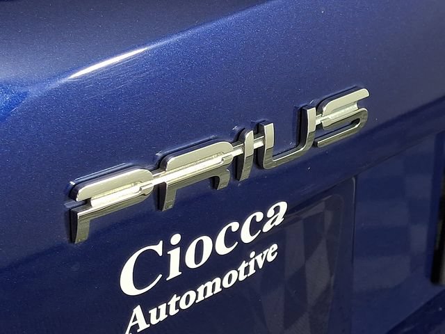 Used 2017 Toyota Prius Three Touring FWD image 29