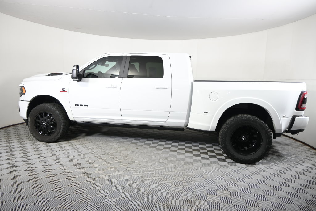 Used 2023 RAM 3500 Limited AWD/4WD image 3
