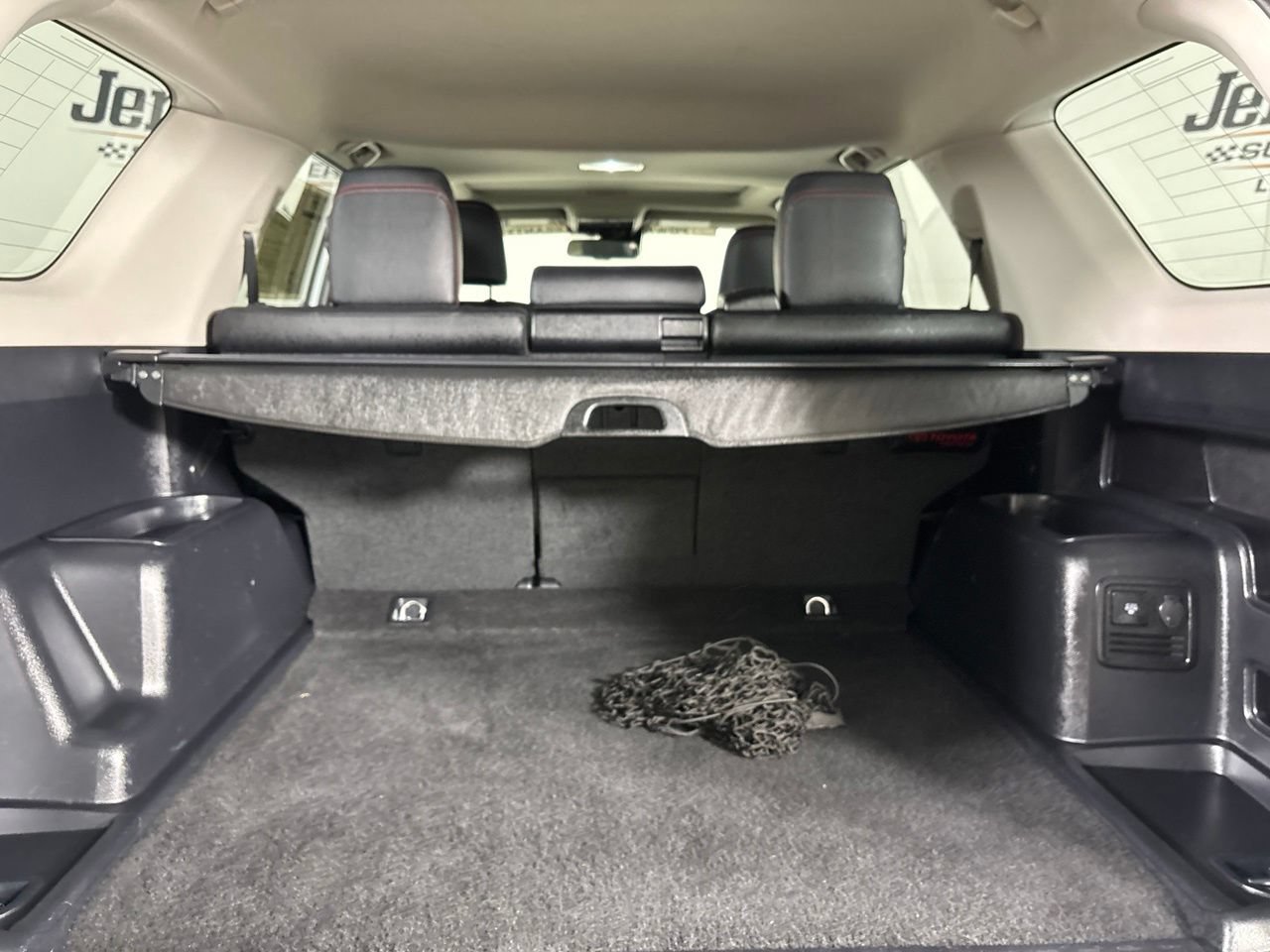Used 2024 Toyota 4Runner TRD Off-Road Premium w/ Moonroof Package AWD/4WD image 28