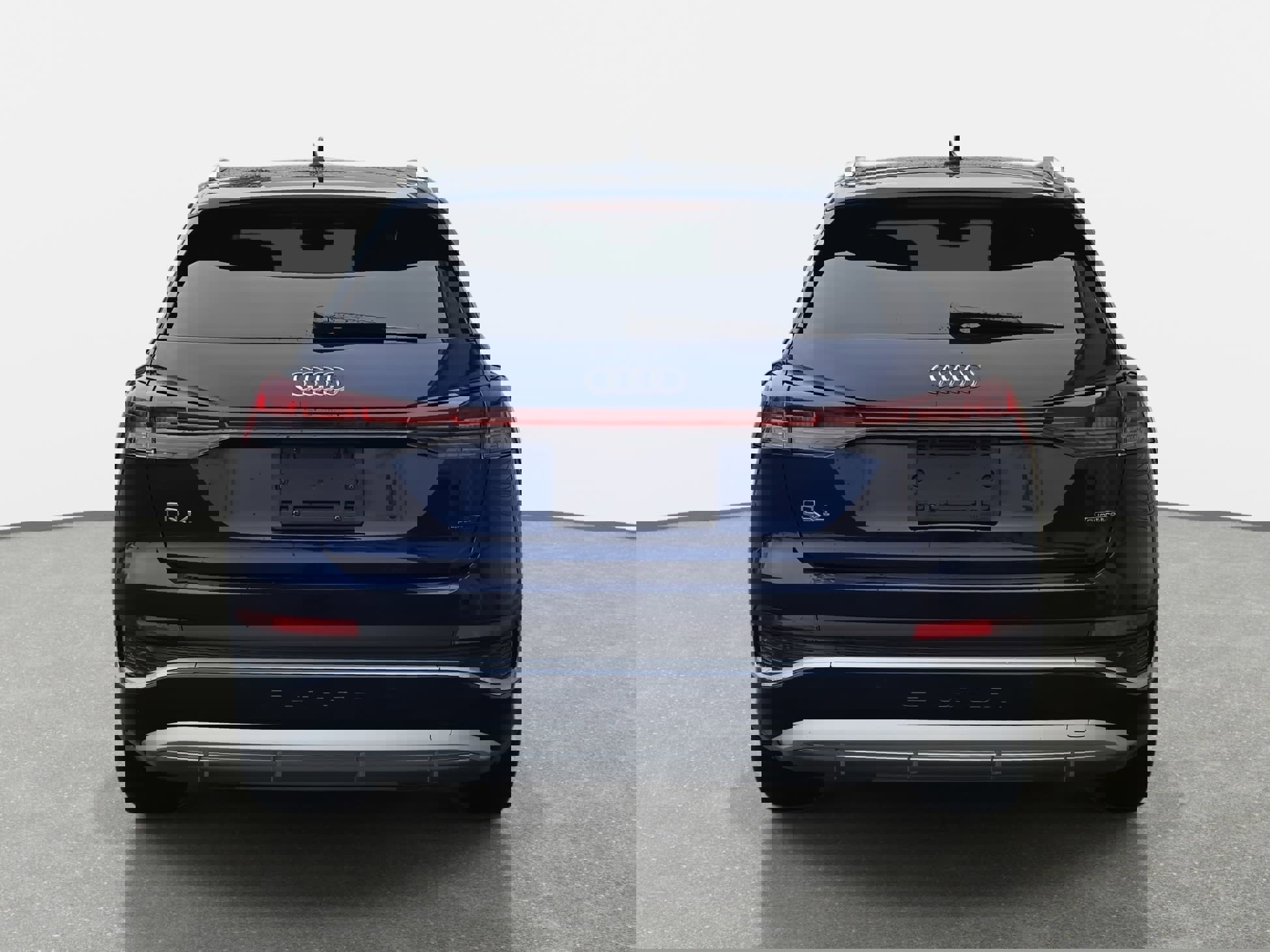 Used 2023 Audi Q4 e-tron Premium Plus w/ Premium Plus image 6