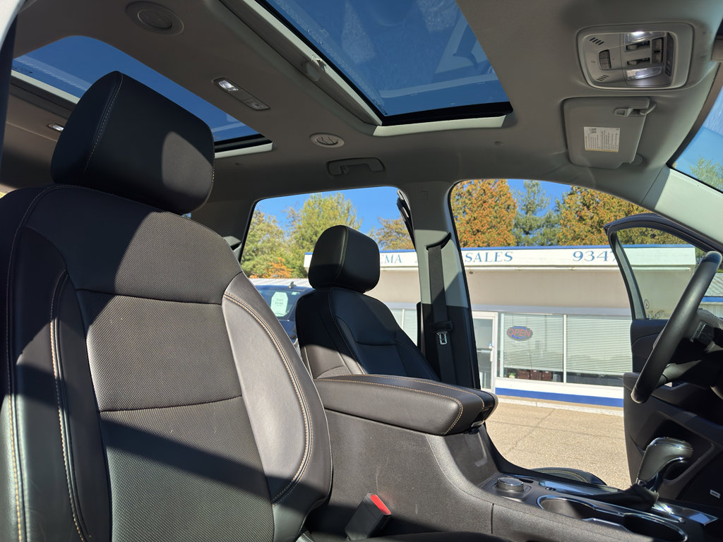 Used 2020 Chevrolet Traverse Premier image 40