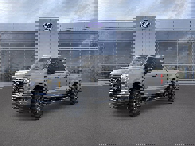 New 2025 Ford F250 XLT w/ 360-Degree Camera Package