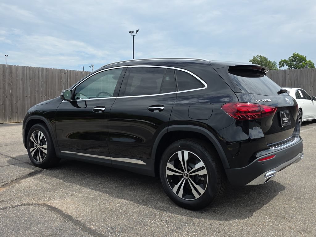 New 2026 Mercedes-Benz GLA 250 image 3