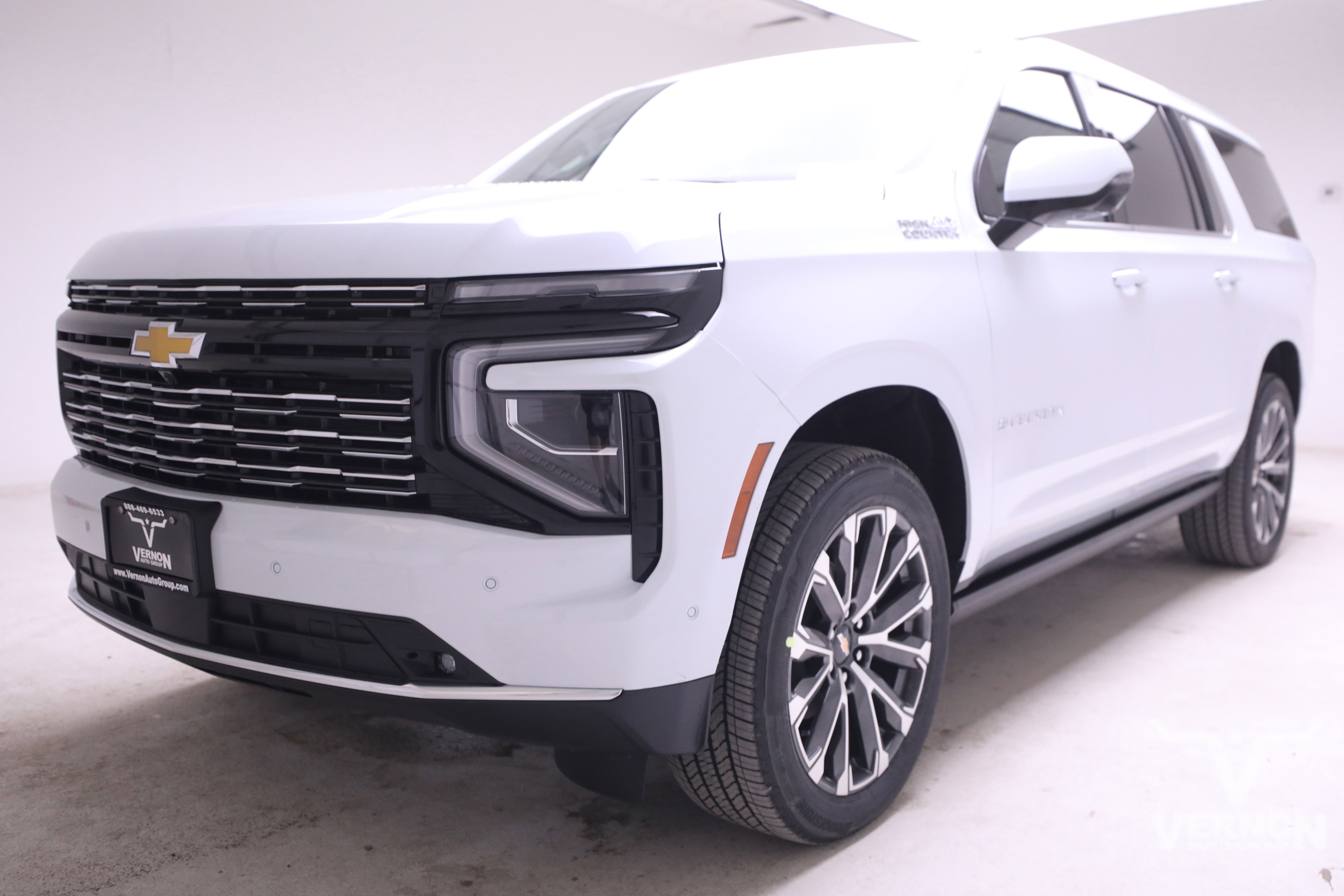 New 2026 Chevrolet Suburban High Country image 1