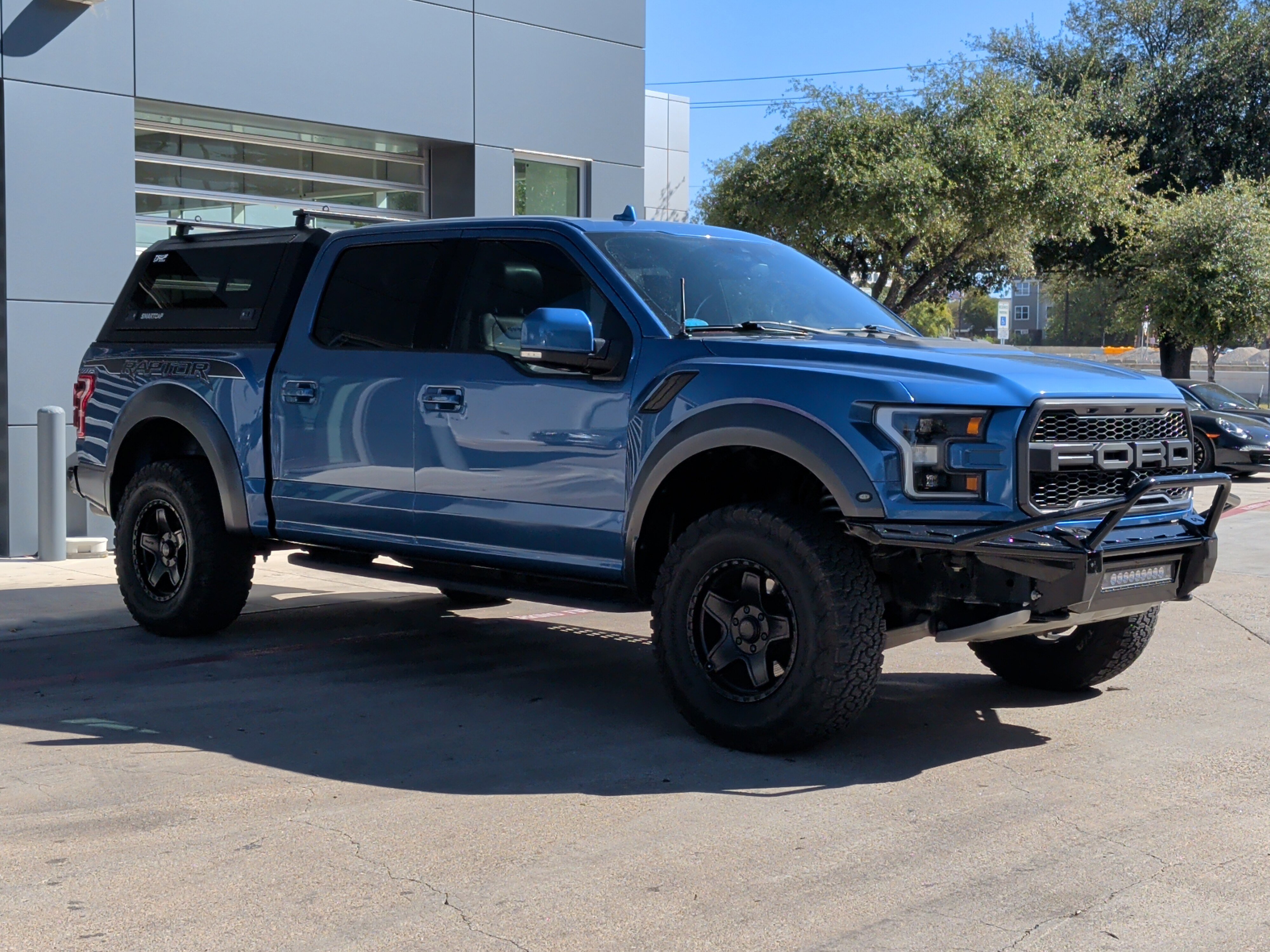 Used 2019 Ford F150 Raptor w/ Equipment Group 802A Luxury image 2