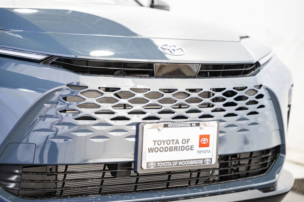 New 2026 Toyota Crown Signia XLE image 12