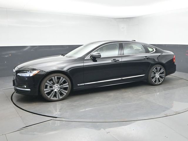 Used 2023 Volvo S90 B6 Plus image 4