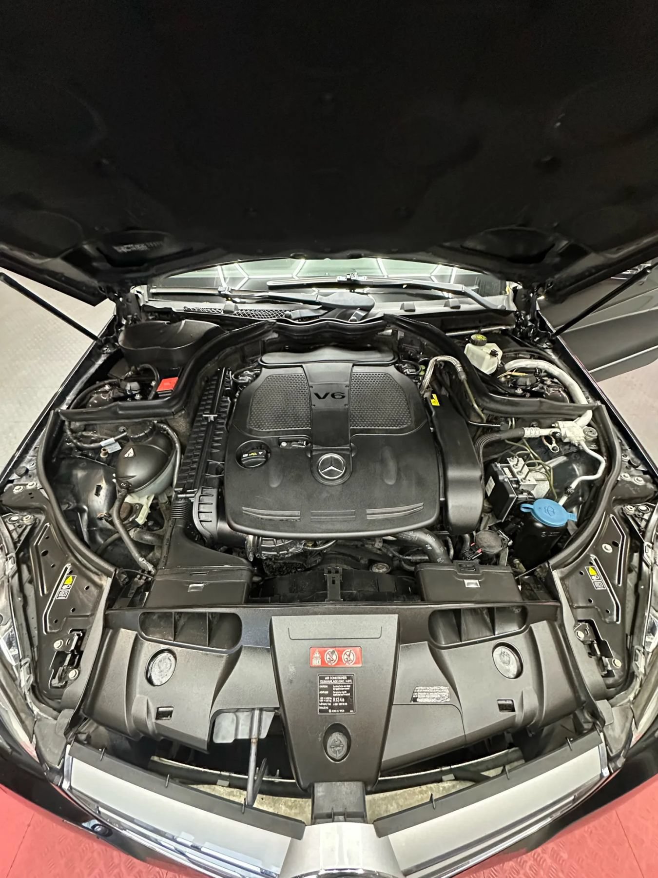 Used 2012 Mercedes-Benz E 350 4MATIC Coupe w/ Premium 2 Pkg image 35