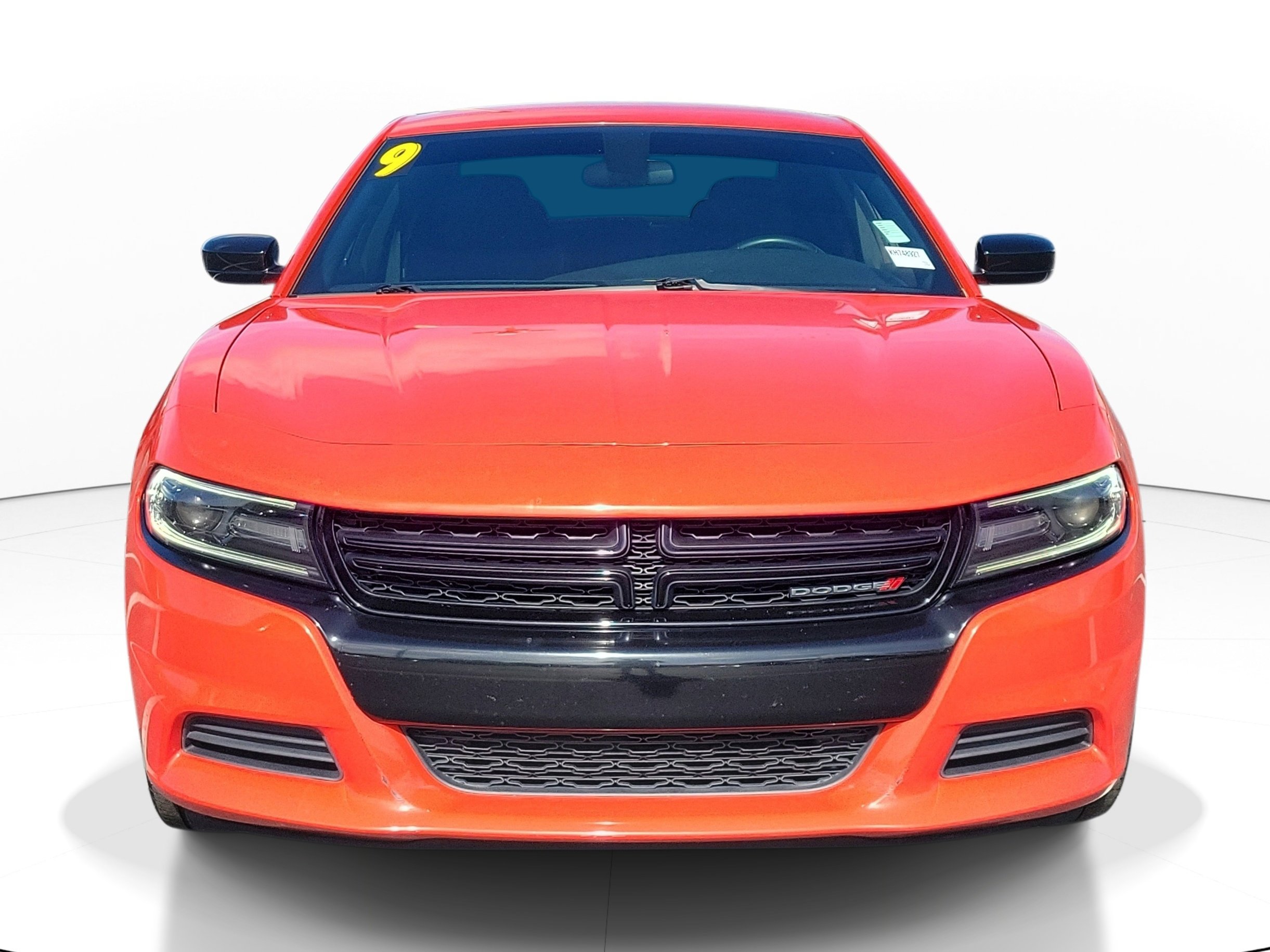 Used 2019 Dodge Charger SXT w/ Blacktop Package RWD image 2