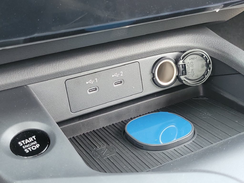 New 2027 Nissan Sentra SR FWD image 9